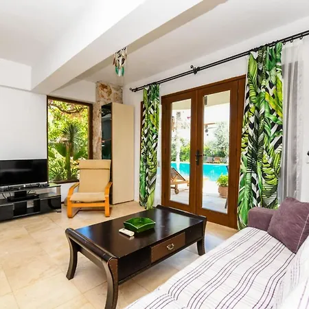 Duplex House With Shared Pool Near Beach In * Kalkan
